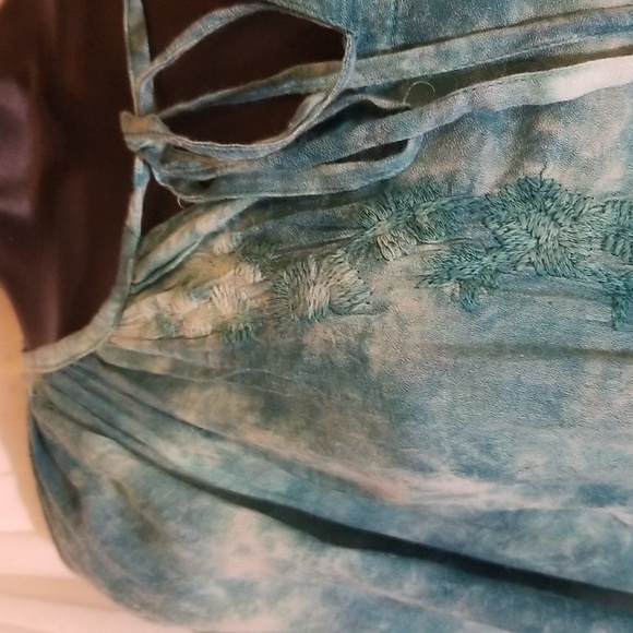 S Pretty Teal Tie-dyed Boho Top - Picture 3 of 4